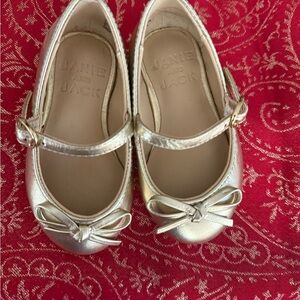 Janie and Jack Gold Kids Shoes leather soles size 4